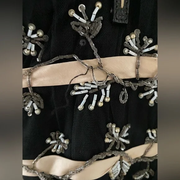 RARE Y2K Authentic Valentino Garavani intricately beaded silk and leather tote ~ - Picture 5 of 16